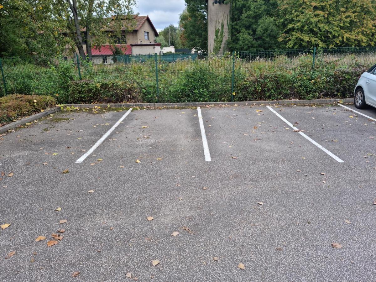 Beaune Appartement Avec Parking Et Wifi Gratuit Exteriör bild
