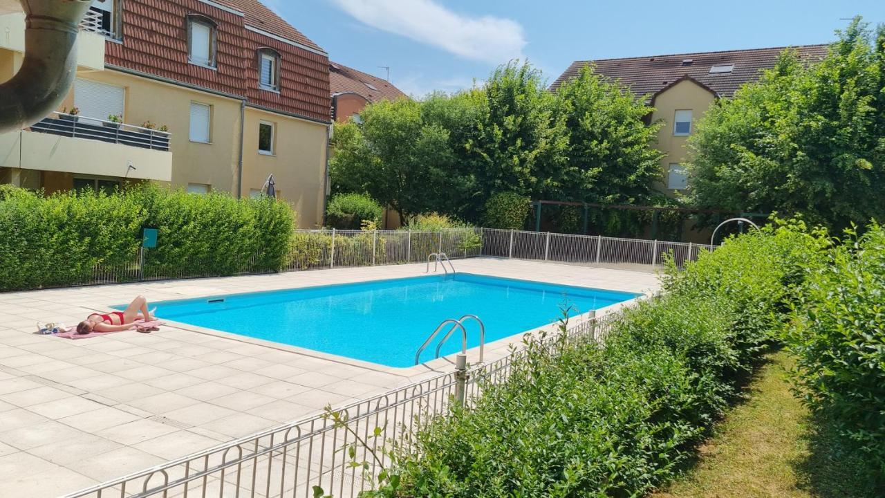 Beaune Appartement Avec Parking Et Wifi Gratuit Exteriör bild